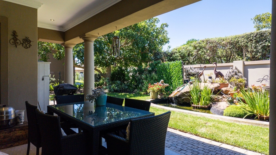 3 Bedroom Property for Sale in The Hill Western Cape